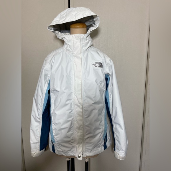 Woman’s North Face Jacket ( Size M)  Blue And White - Picture 2 of 6